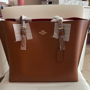 COACH Mollie Tote